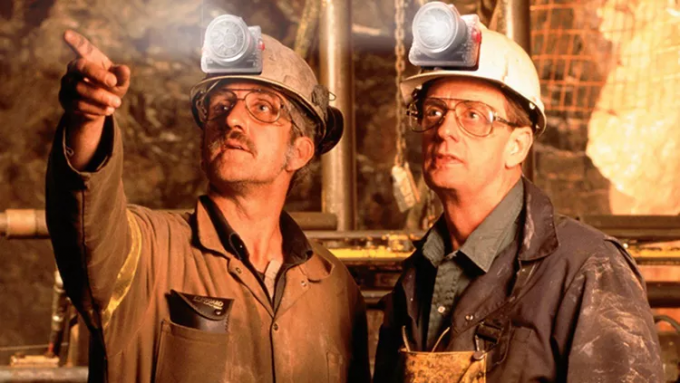 KL6LM ATEX 인증 15000Lux 광산 전등 IP67 방수, 재충전 가능 및 무선 6